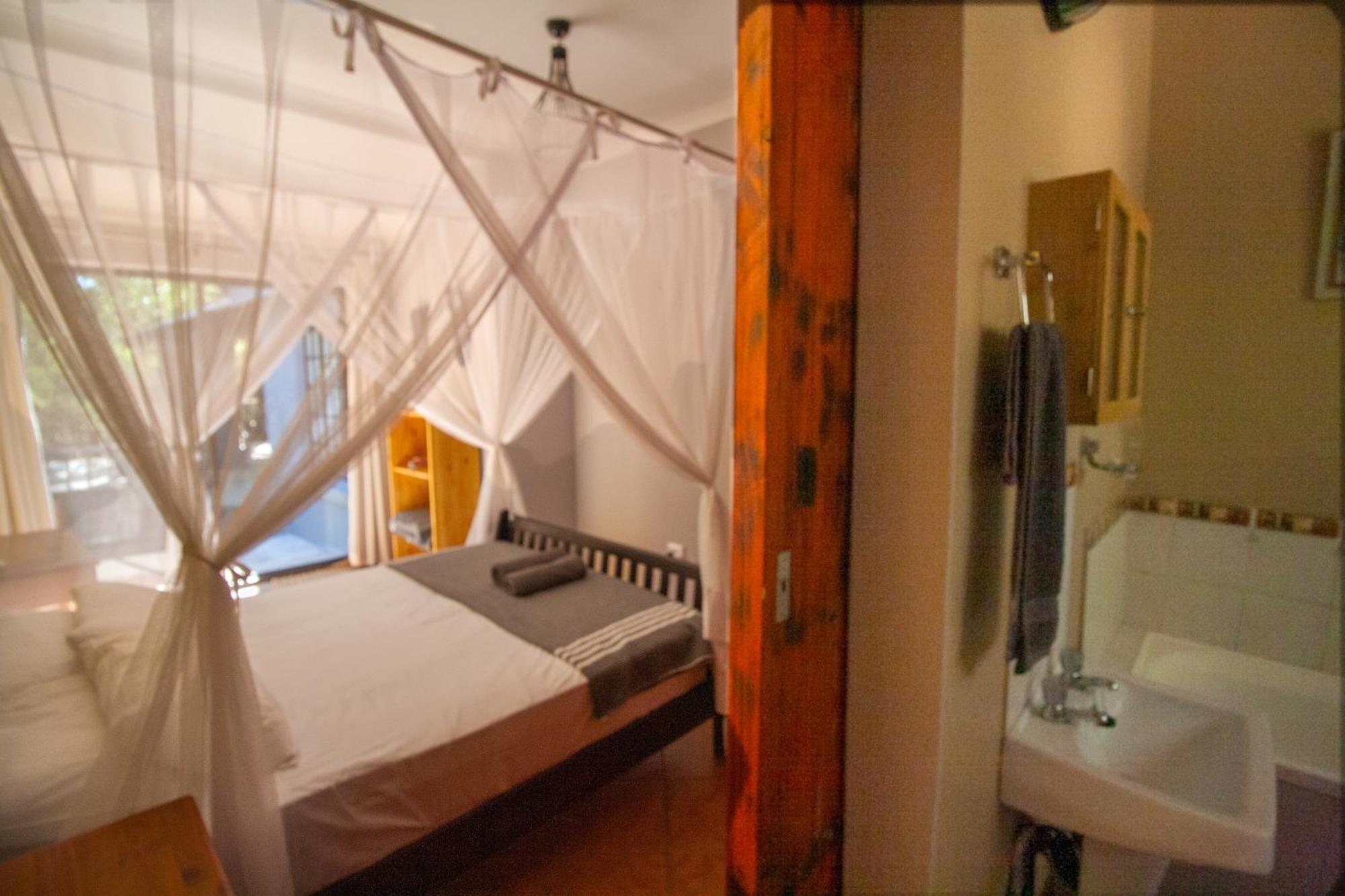 Kruger Park Hostel Marloth Park Εξωτερικό φωτογραφία